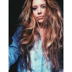 Meet your Posher, Kasie